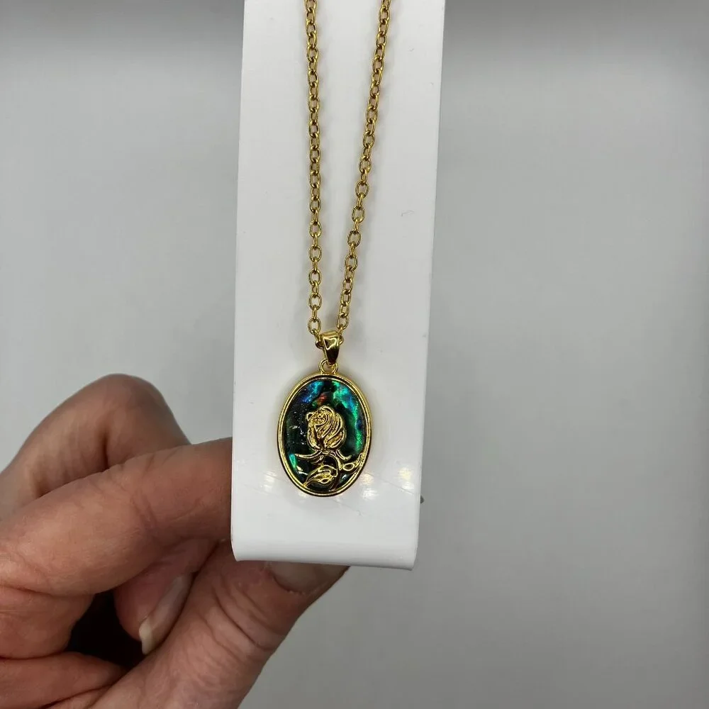 Paua Abalone Oval Pendant with 18k Real Gold-plated Chain Adjustable 20 inch